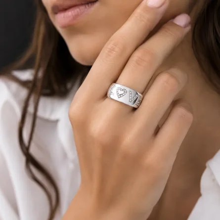 LOVE ring in white gold with diamonds