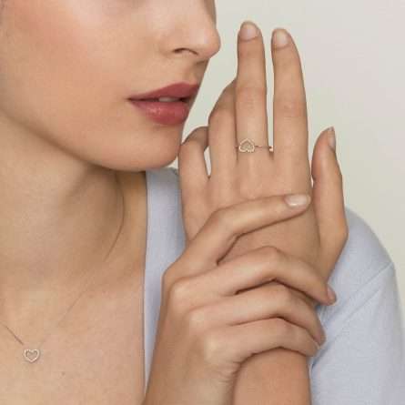 Anello a cuore in oro 18kt con diamanti 0,06ct — LeLune