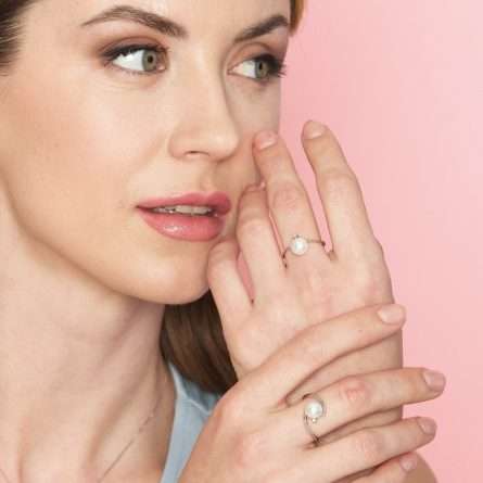 Anello con perla coltivata in oro 18kt con diamanti 0,01ct Ø 7,5-8 mm LLRN25 — LeLune
