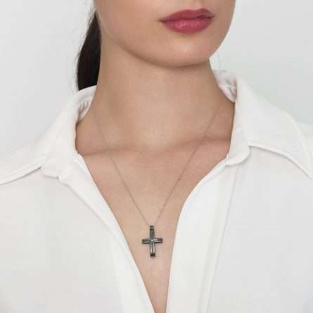 Collana con croce in oro 18kt con diamanti 0,03ct — LeLune